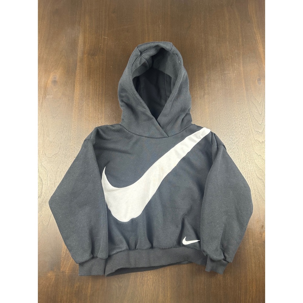 Nike Boys Black Oversized Swoosh Fleece Pullover Hoodie Size 7 L 6-7Y K228-023